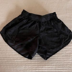 lululemon hotty hot shorts